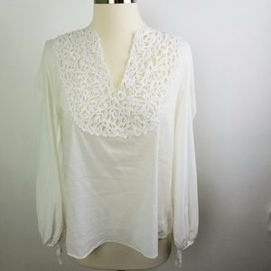 White House Black Market women's top size 6